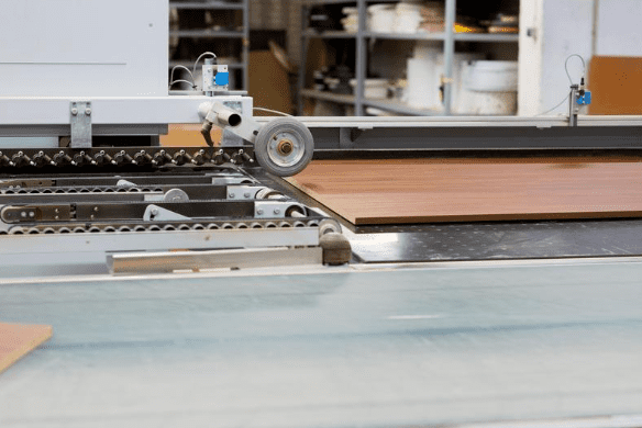 Improve the overall efficiency of the edge banding machine
